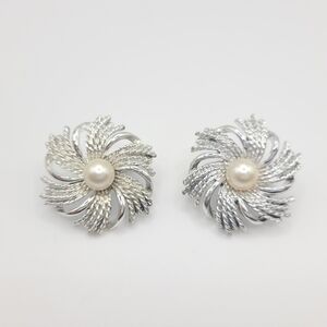 Vintage Clip on Silver Pearl Earrings